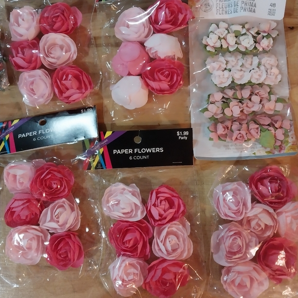 Fake flower bundle nwt - Picture 5 of 10